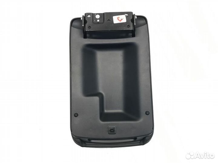 Подлокотник Nissan Qashqai 1.6 2009