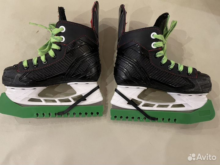 Хоккейные коньки bauer