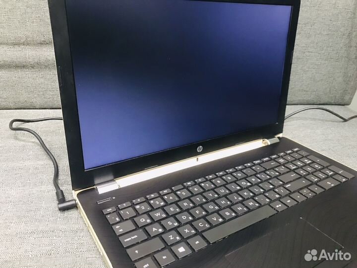 Ноутбук HP 15-bs592ur