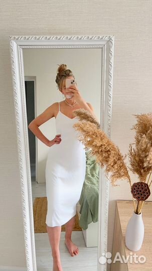 Платье в бельевом стиле комбинация