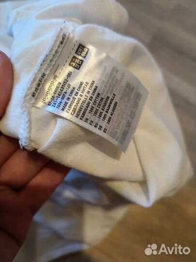 Белая женская футболка Uniqlo XS