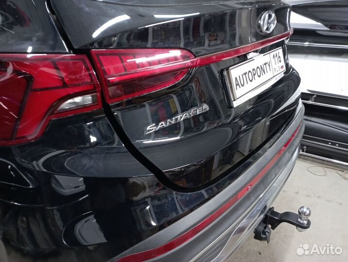 Фаркоп Hyundai Santa Fe с2021 легкосъемный квадрат