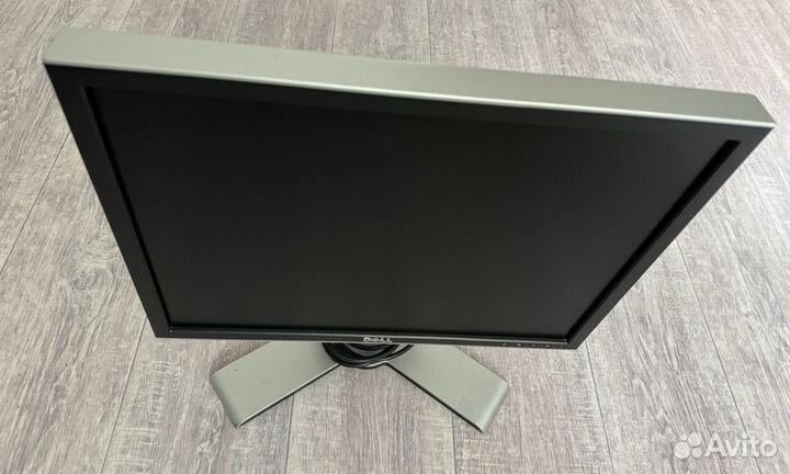 Монитор Dell 20.1