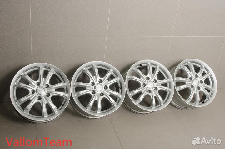 Лот UP31098950 Фирменные 16-е диски leben