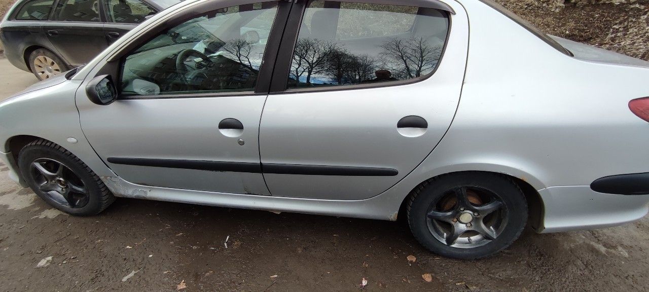 Peugeot 206: фото владельца