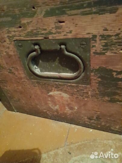 Сундук деревянный старинный