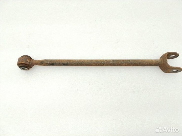 Рычаг поперечный задний левый Toyota Camry XV30