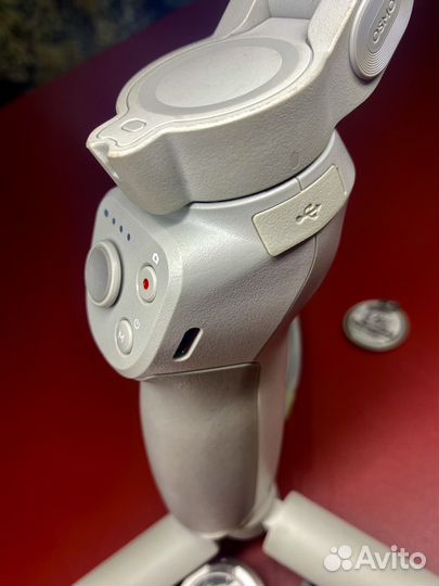 Стабилизатор для телефона dji osmo 4