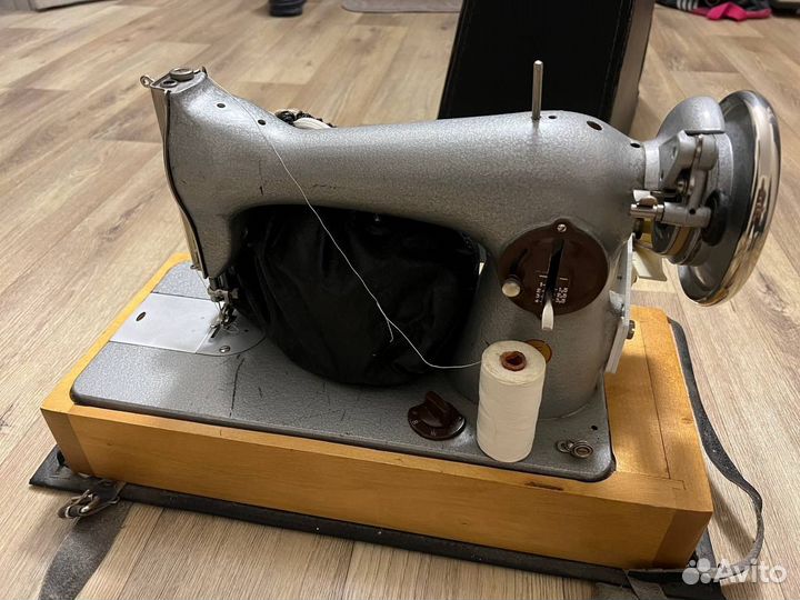 Швейная машина Подольск