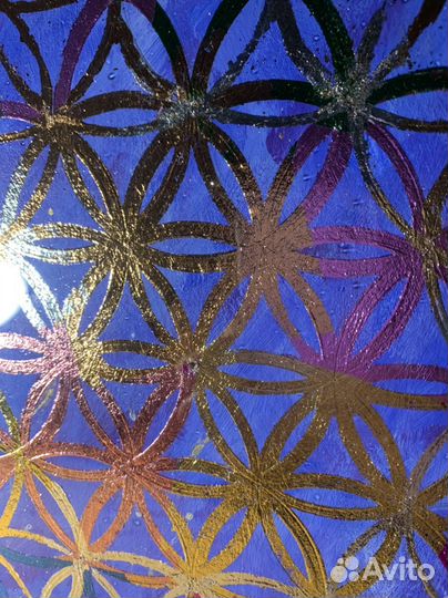 Картина акрилом с цветной поталью