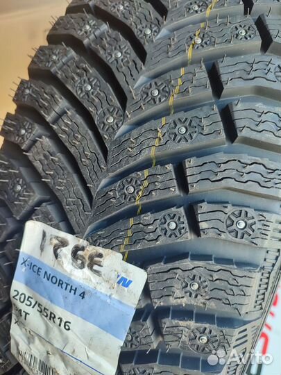 Michelin X-Ice North 4 205/55 R16 94T