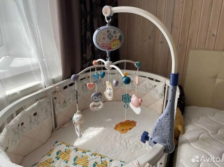 Мобиль на кроватку с проектором