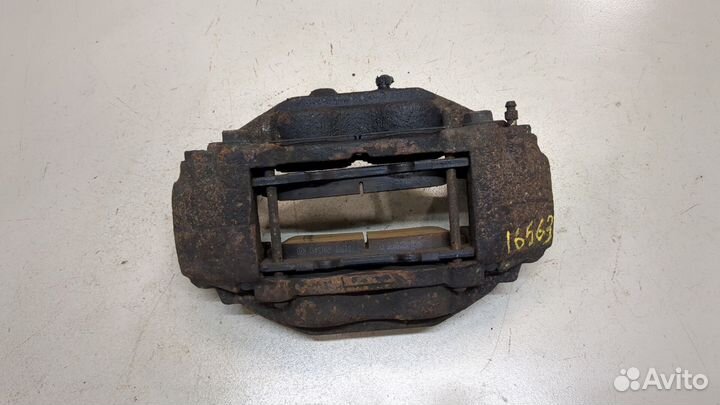 Суппорт Toyota Tundra, 2007