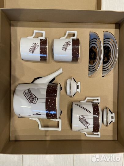 Эксклюзивный фарфоровый чайный сервиз