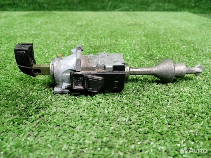 Личинка замка двери Bmw X5 E70 N52B30AF (3.0) 2007