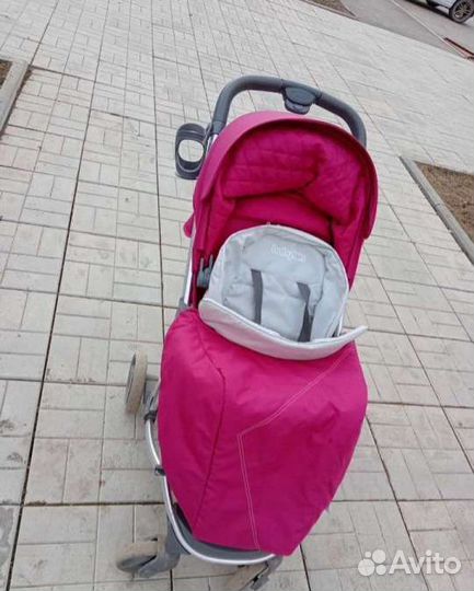 Прогулочная коляска