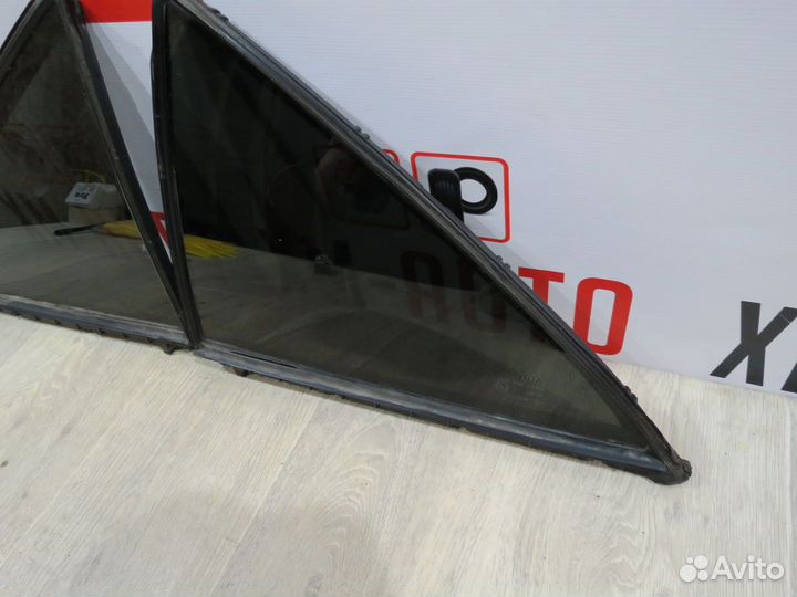 Форточка Toyota Camry 40