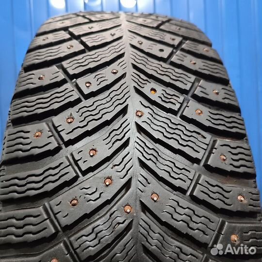 Michelin X-Ice North 4 205/60 R16