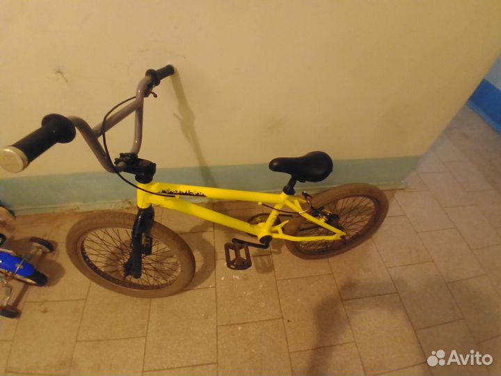 Трюковой велосипед бмх