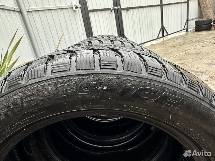 Toyo CFt 225/45 R17