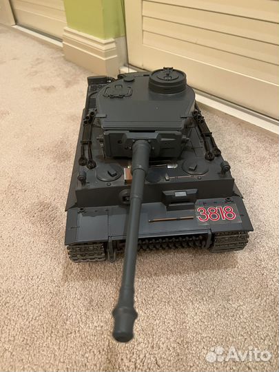 Радиоуправляемый танк