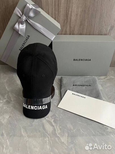 Бейсболка Balenciaga