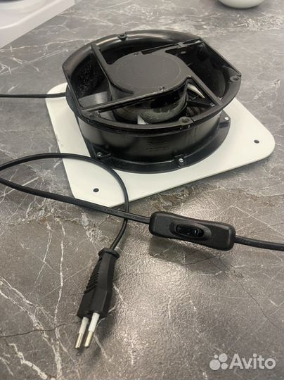 Встраиваемый пылесос для маникюра