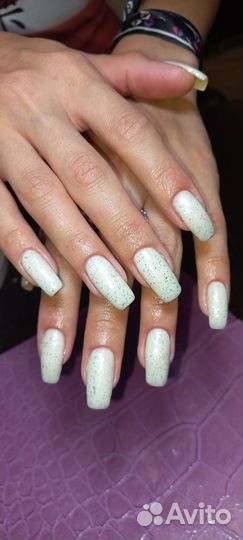 Гель-лак, наращивание ногтей в салоне