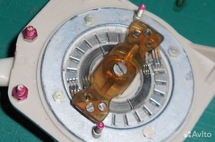 Переключатель Ксп и диск 250. Запчасти самописцев