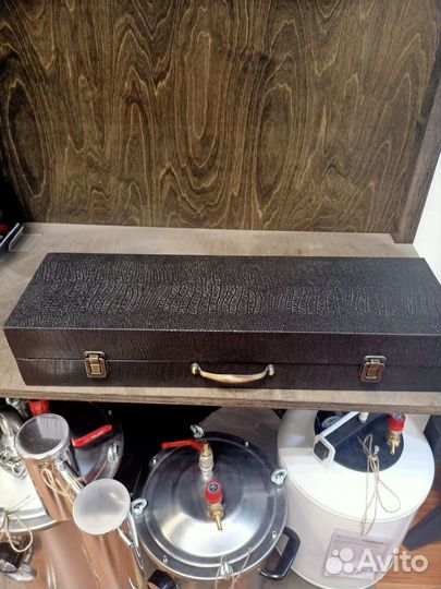 Набор шампуров в чемодане