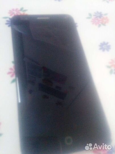 Телефон alcatel Pop 4