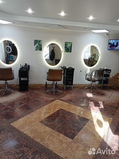 Администратор салона красоты