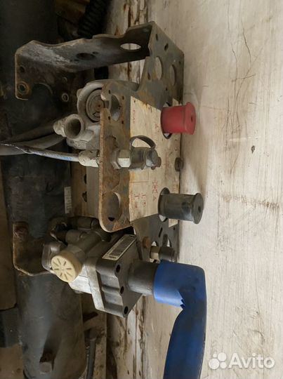 Кран уровня пола