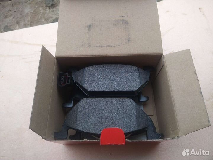 Колодки тормозные передние Шкода фабиа
