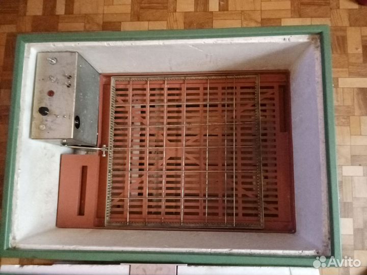 Инкубатор для яиц, наседка 1