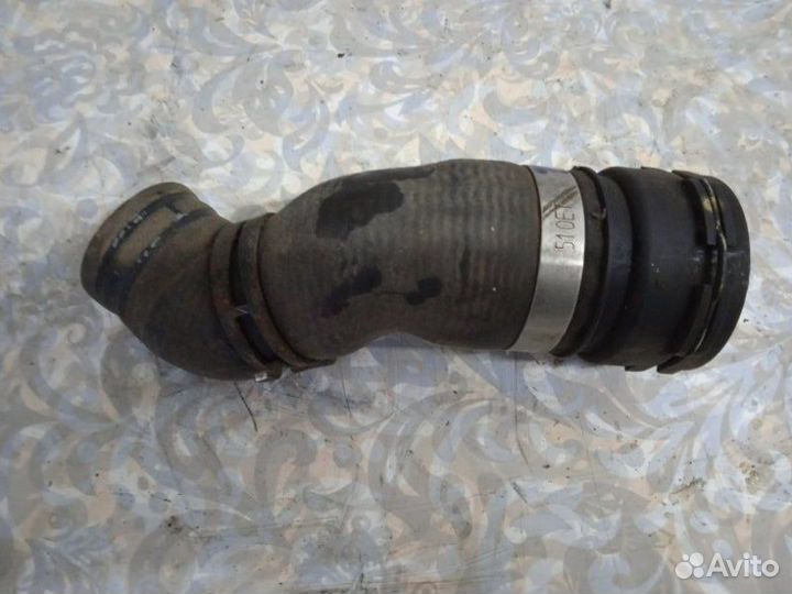 Патрубок радиатора нижний Volkswagen Tiguan 5N1