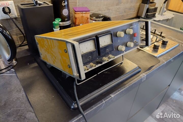 Лабораторный блок питания СССР