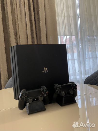 Sony playstation 4 Pro 1tb
