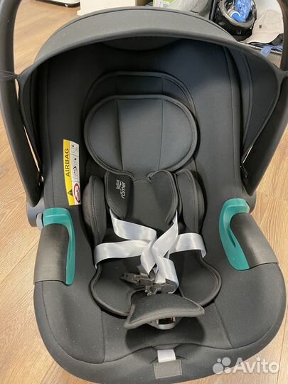 Автолюлька Britax Romer Baby-Safe 3 iSize+адаптер