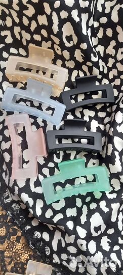 Заколки для волос