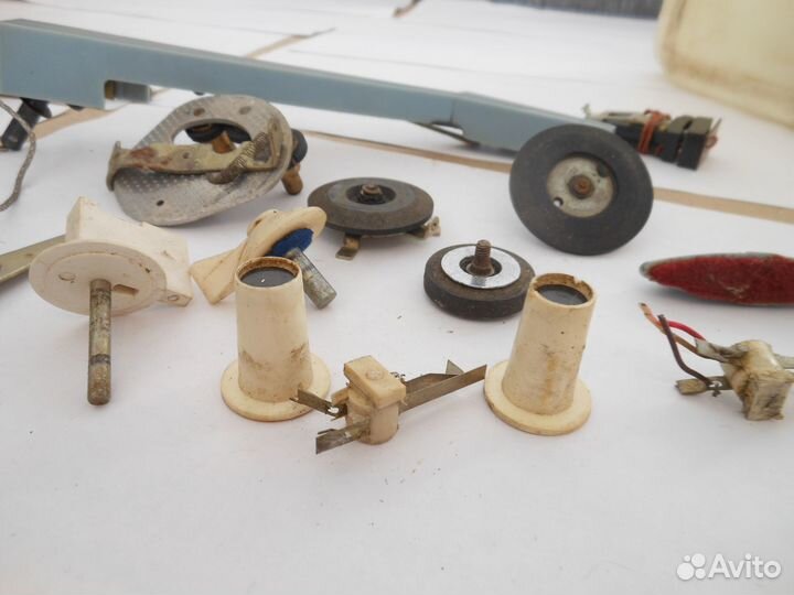 Запчасти от лампового проигрывателя пластинок 50х