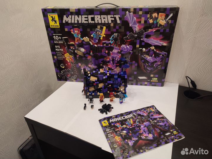 Конструктор Майнкрафт 915 деталей