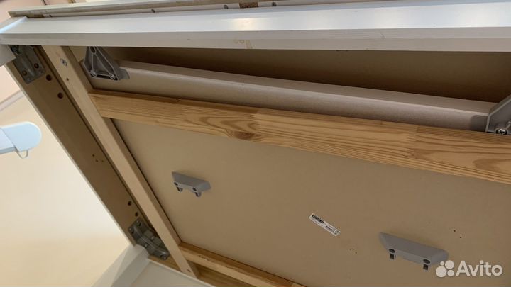 Кухонный стол