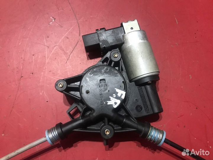 Мотор стеклоподъемника передний правый Mazda 6 GG