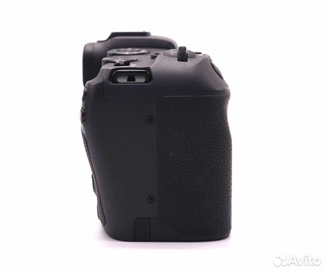 Canon EOS RP body в упаковке (пробег 8500 кадров)