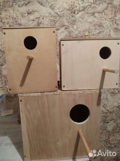 Гнездовые домики для попугаев