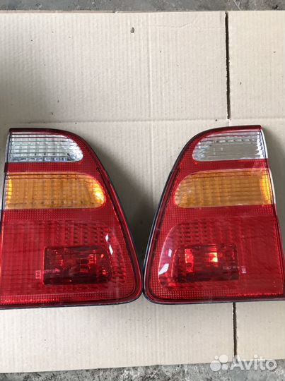 Фонарь в крышку багажника Тойота LC100(697)