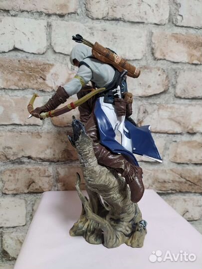 Фигурка Коннор Assassins Creed