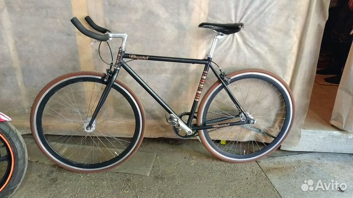 Forward indie 1.0 singlespeed, fixed gear 18