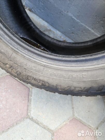 Goodyear UltraGrip 500 255/55 R18 109T